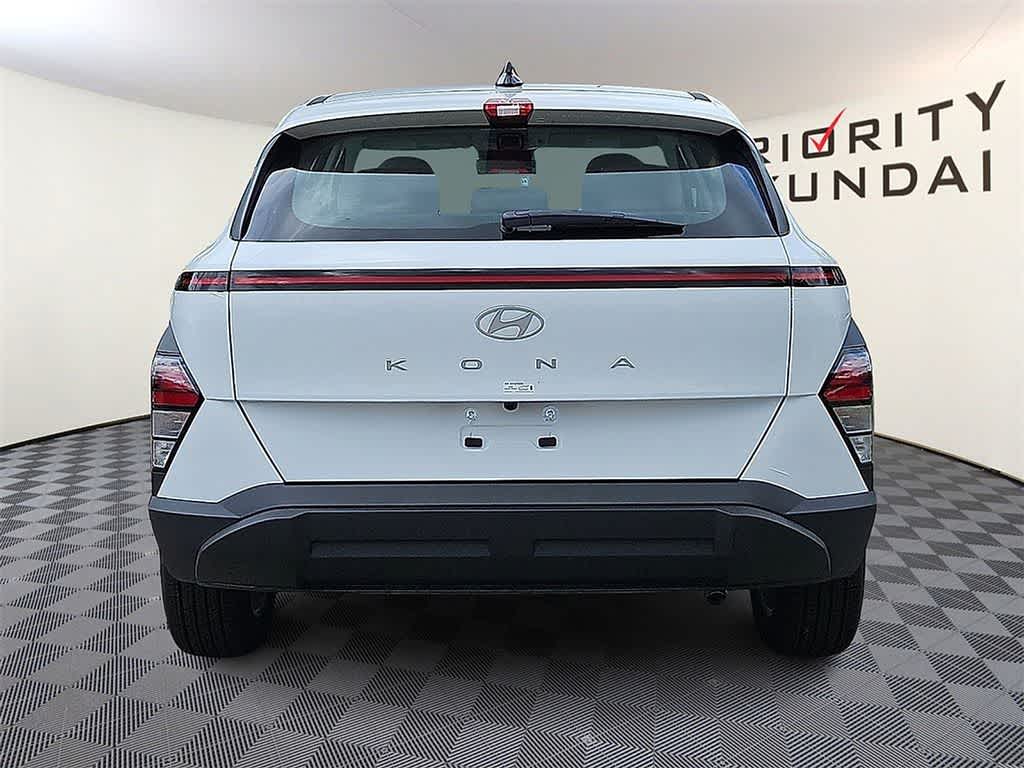 2026 Hyundai KONA SE