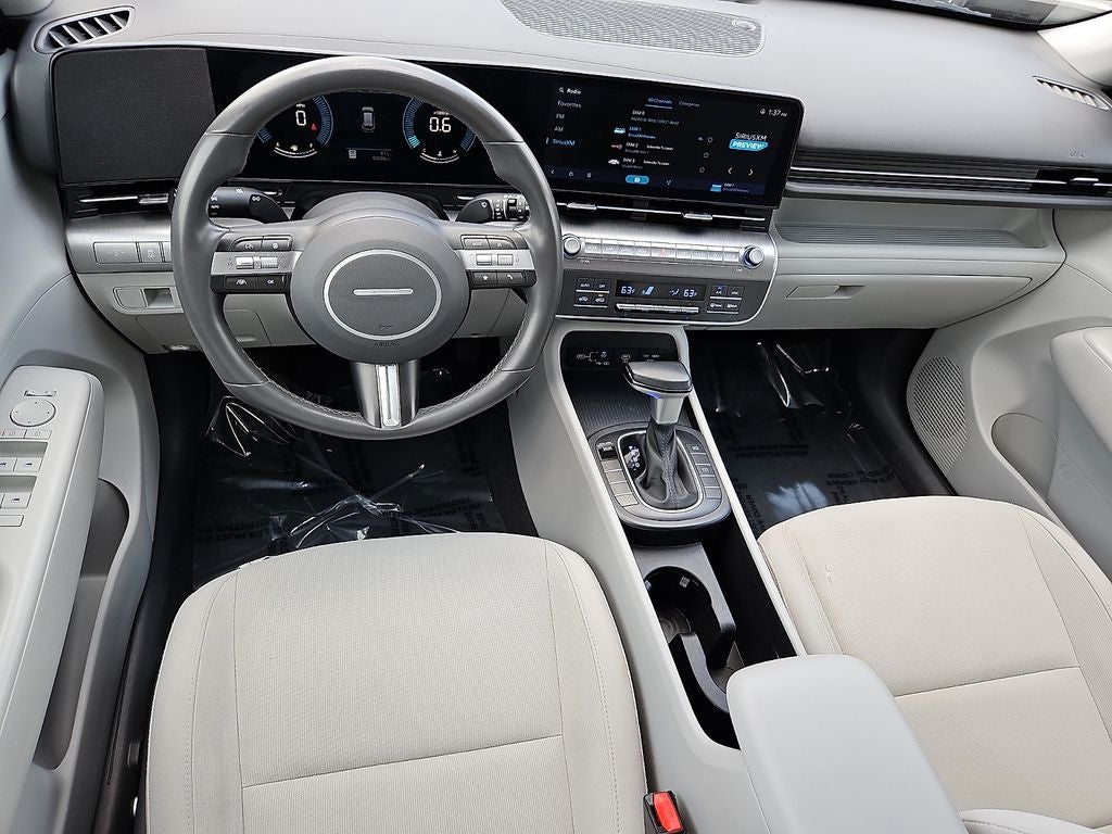2024 Hyundai KONA SEL