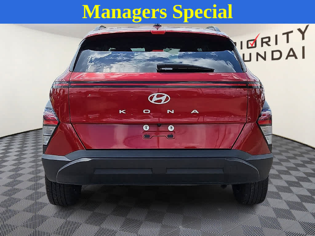 2025 Hyundai KONA SEL