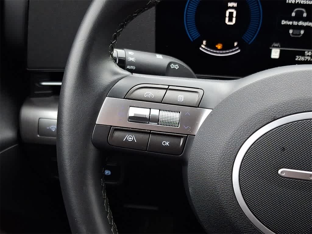 2025 Hyundai KONA SEL