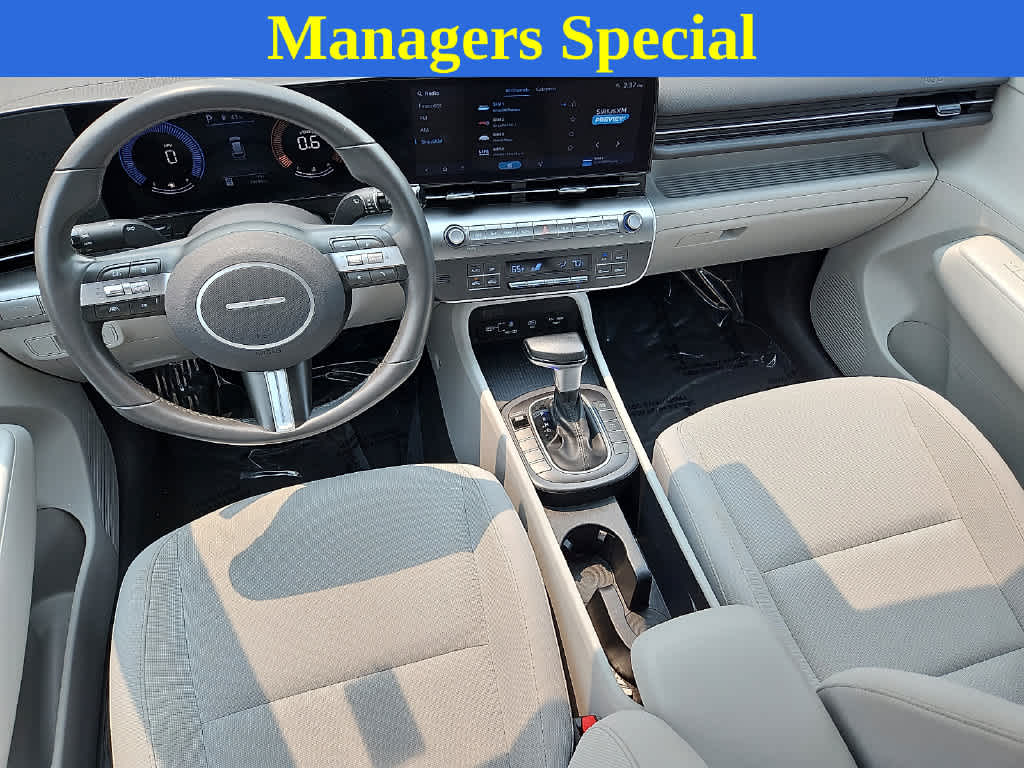 2025 Hyundai KONA SEL