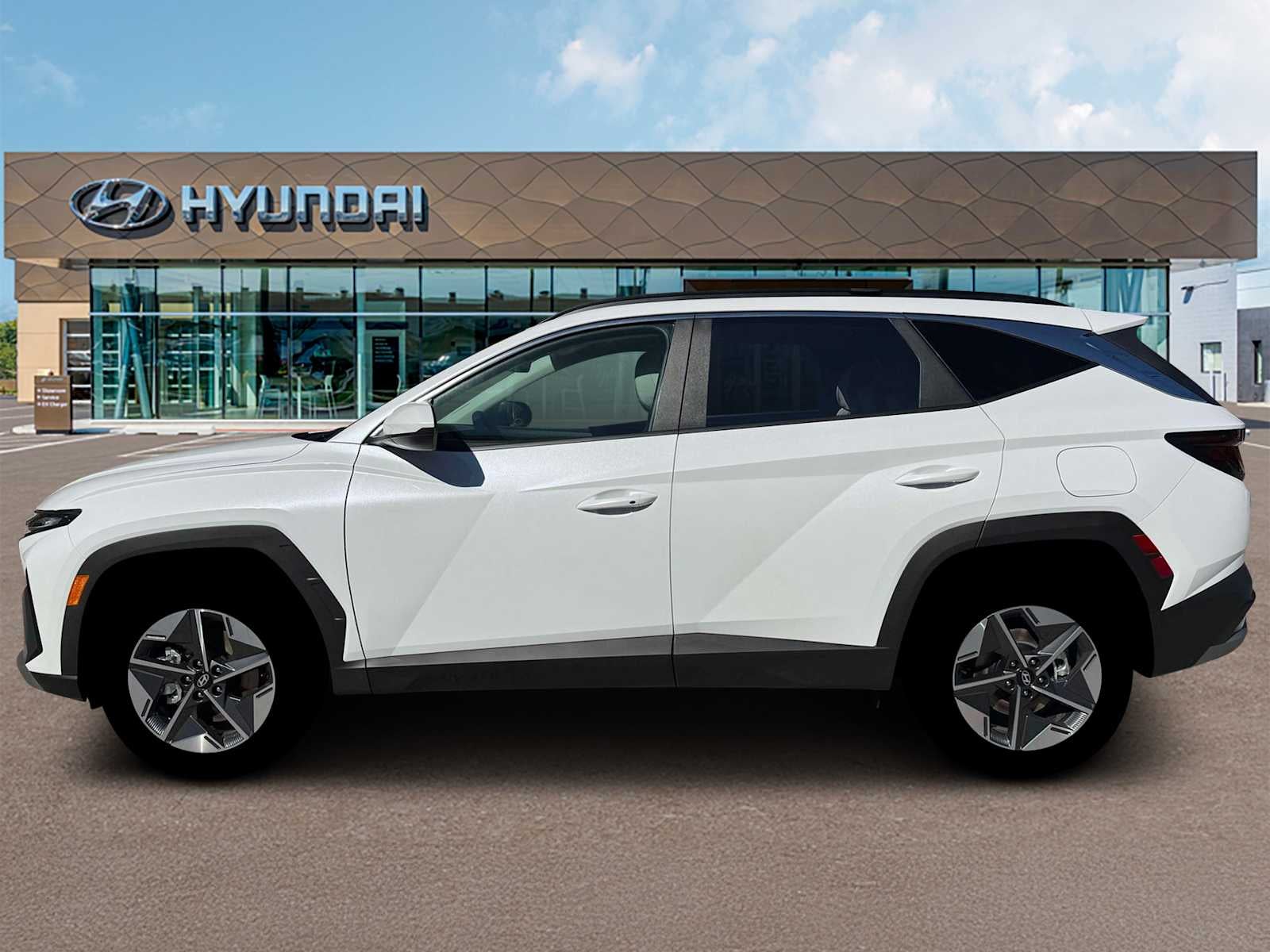 2026 Hyundai TUCSON HYBRID SEL