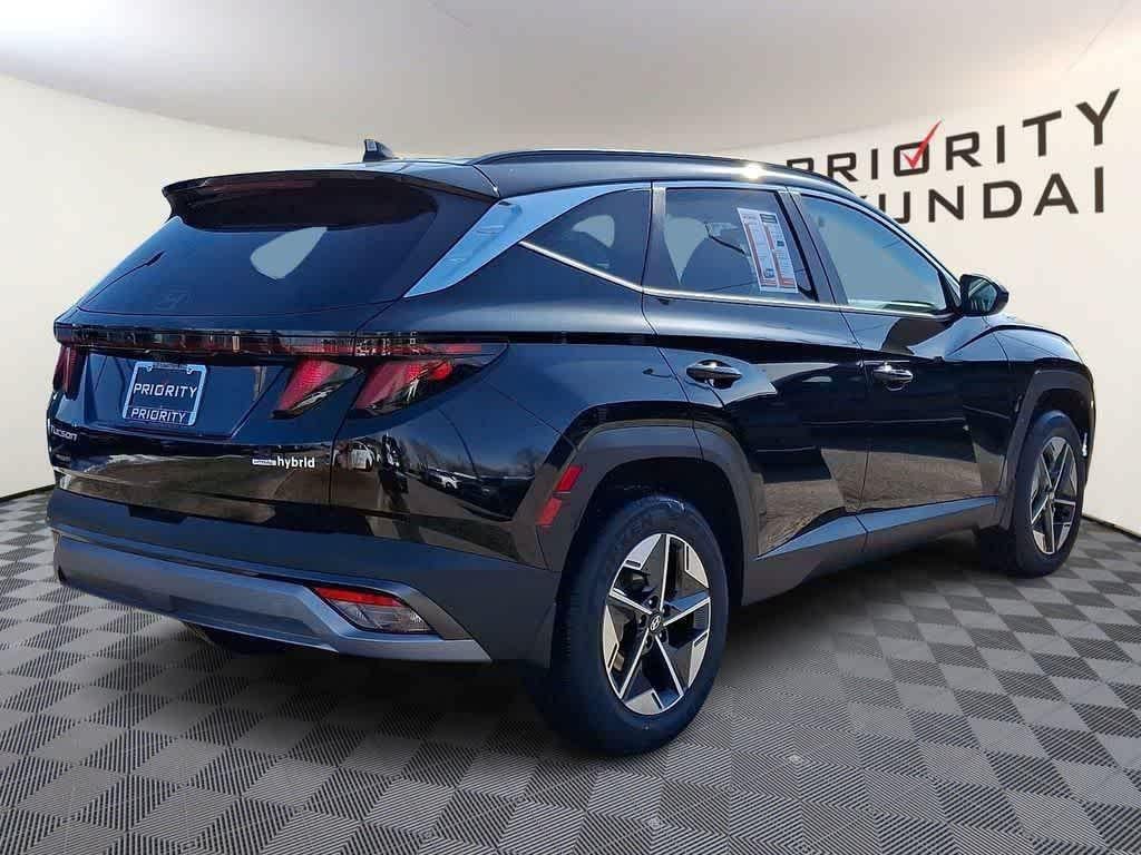 2026 Hyundai TUCSON HYBRID SEL