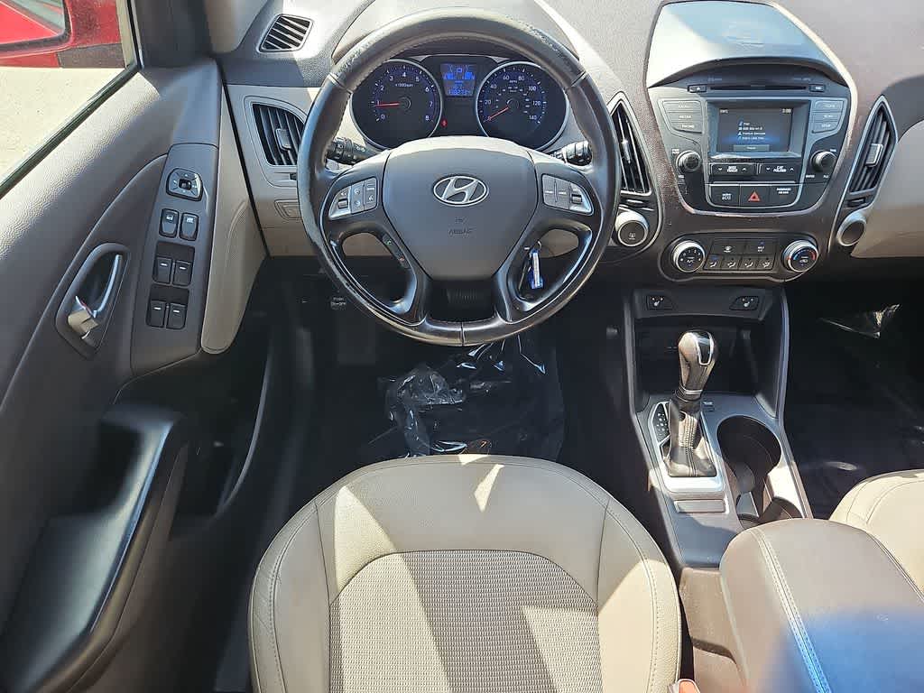2015 Hyundai TUCSON SE
