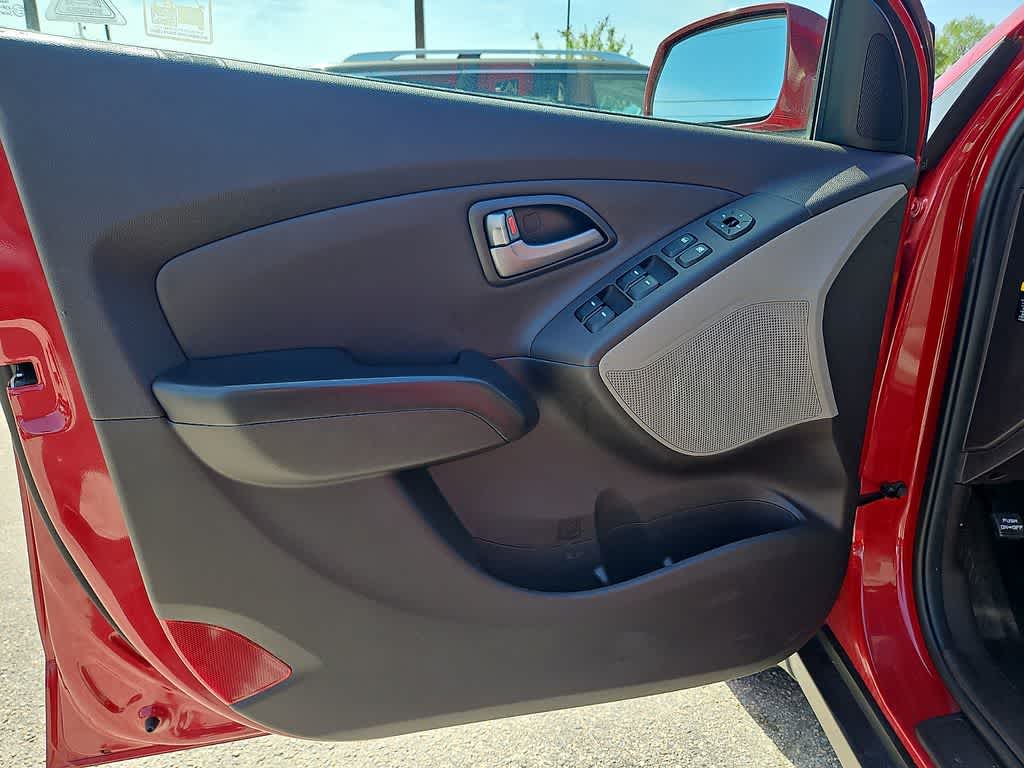 2015 Hyundai TUCSON SE