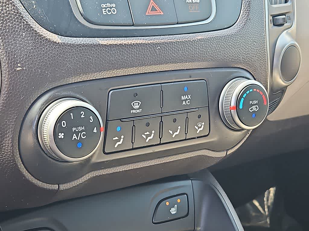 2015 Hyundai TUCSON SE