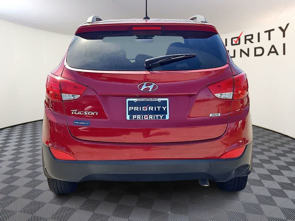 2015 Hyundai TUCSON SE