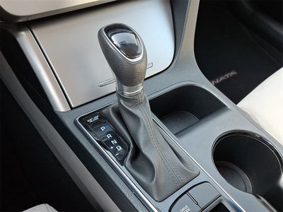 2016 Hyundai SONATA HYBRID SE