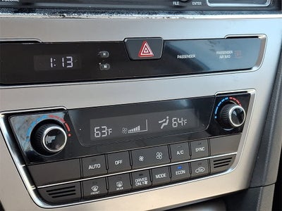 2016 Hyundai SONATA HYBRID SE