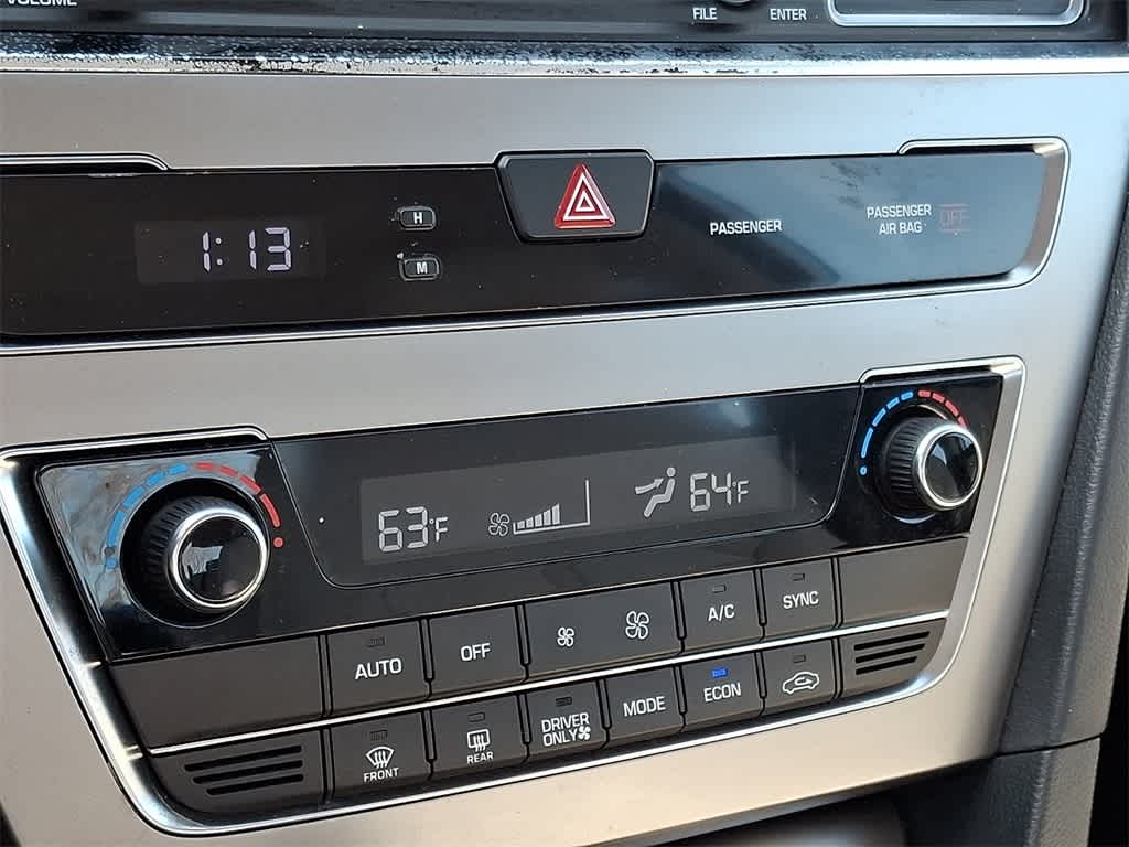 2016 Hyundai SONATA HYBRID SE