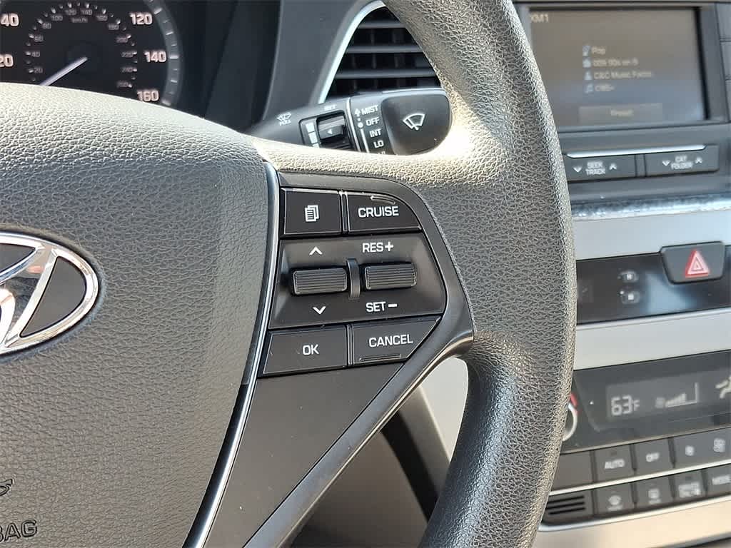 2016 Hyundai SONATA HYBRID SE