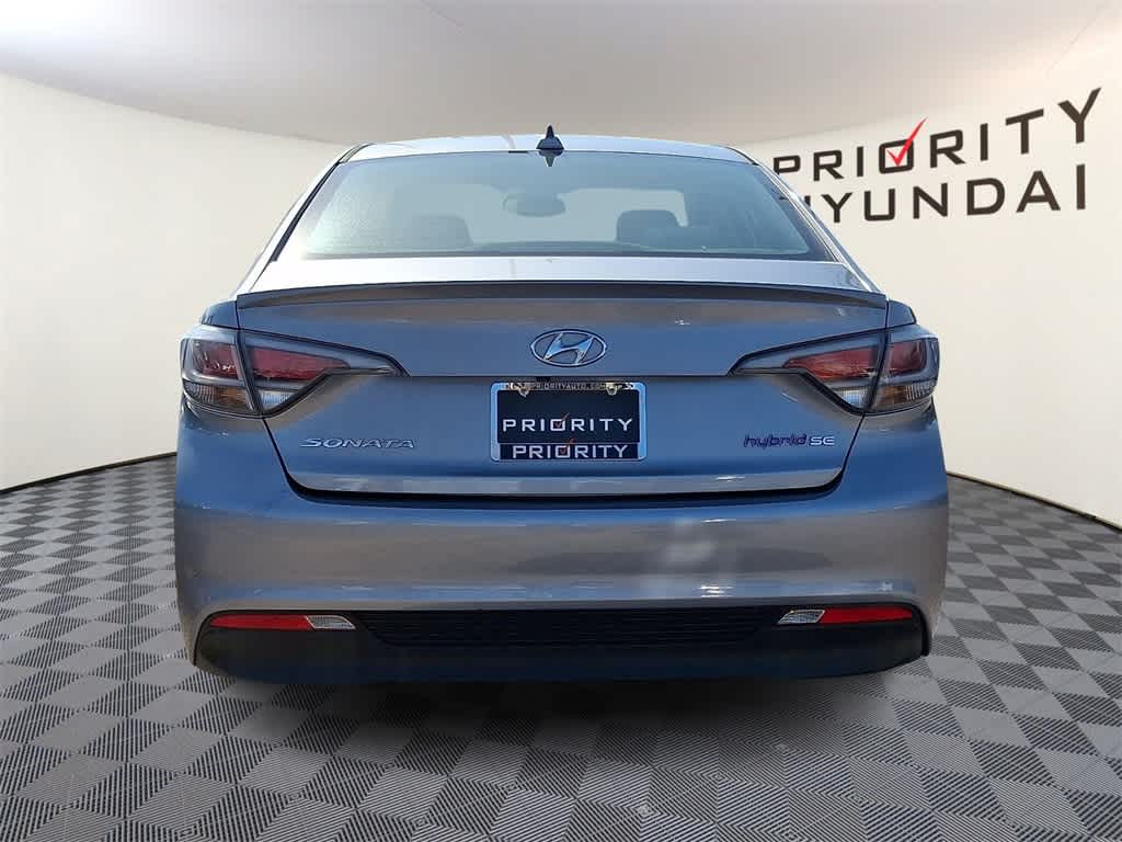 2016 Hyundai SONATA HYBRID SE