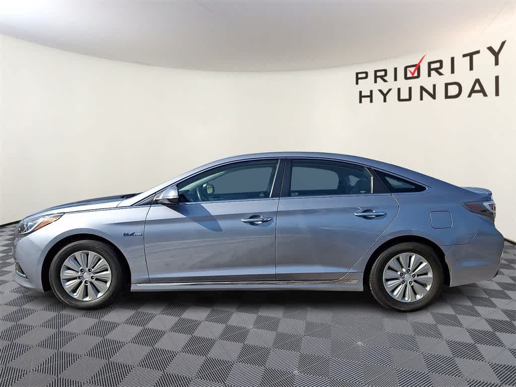 2016 Hyundai SONATA HYBRID SE
