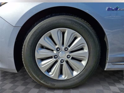 2016 Hyundai SONATA HYBRID SE