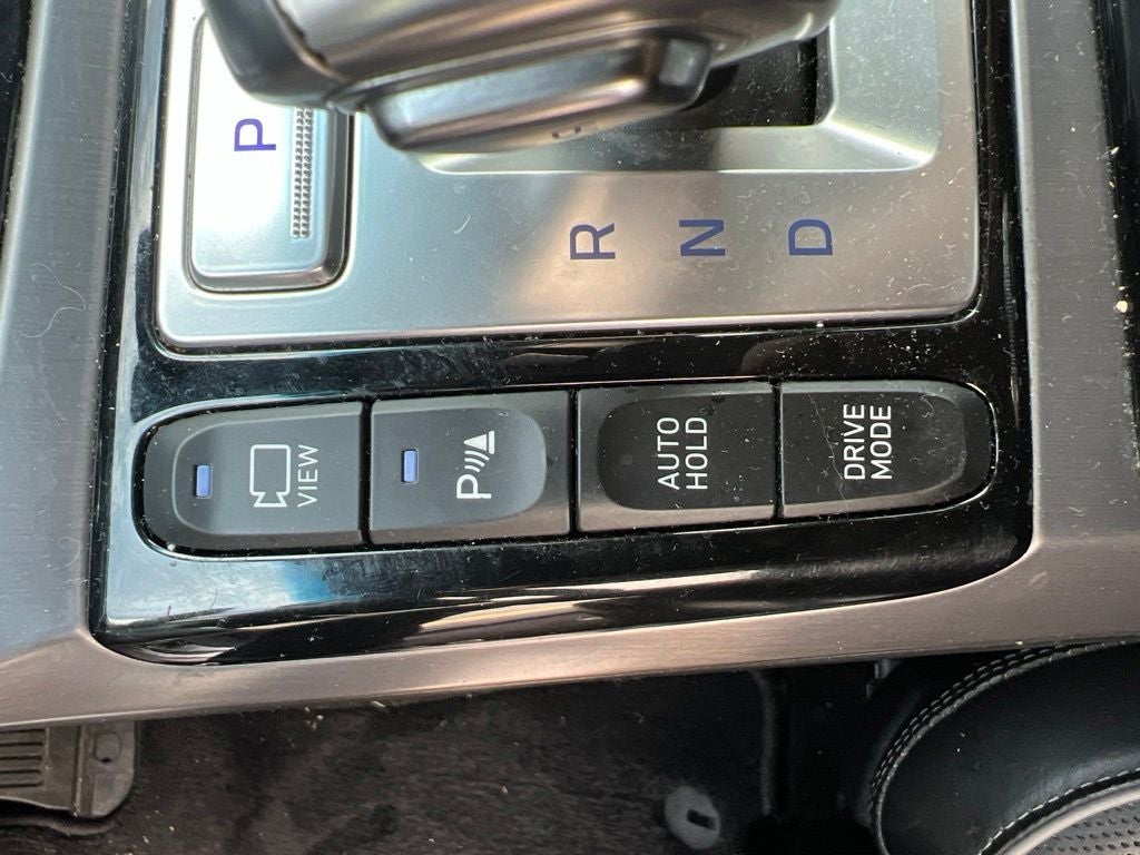 2018 Genesis G90 3.3T Premium