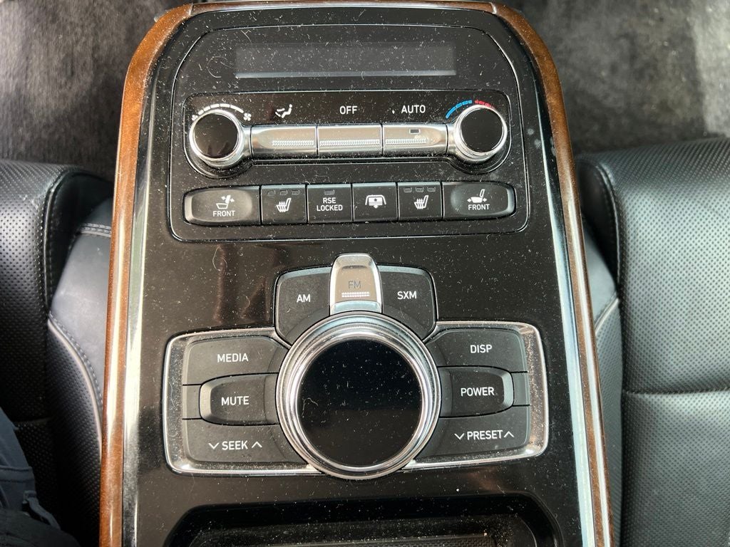2018 Genesis G90 3.3T Premium