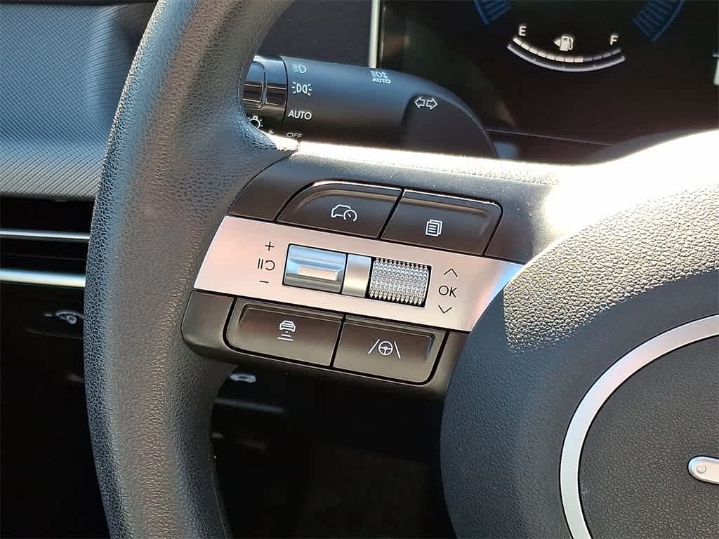 2025 Hyundai SONATA SE