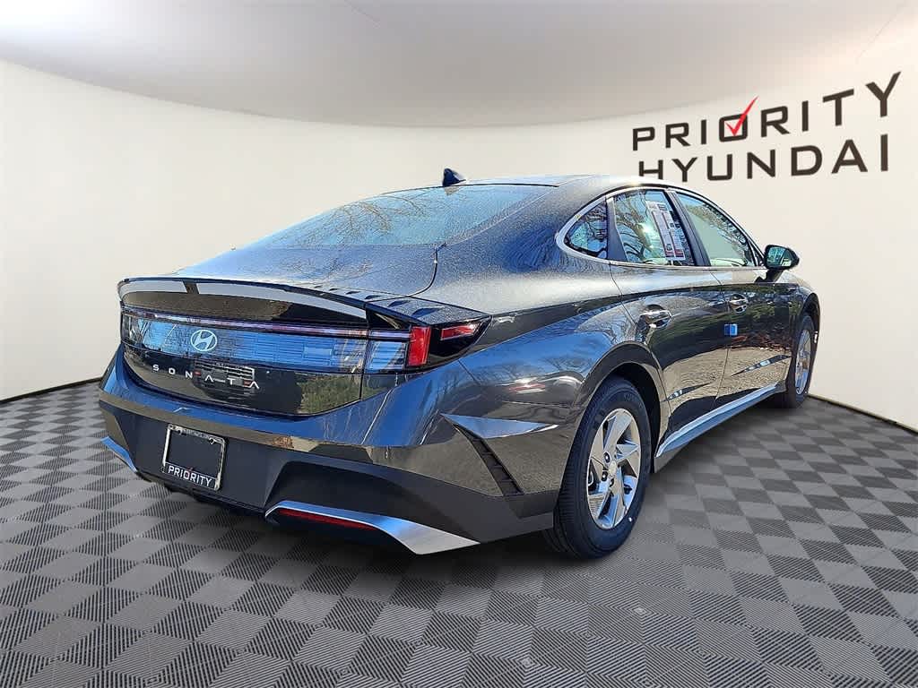 2026 Hyundai SONATA SE