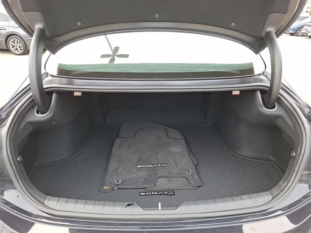 2025 Hyundai SONATA SE