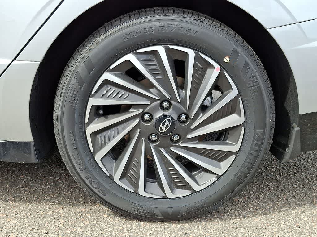 2026 Hyundai SONATA HYBRID SEL