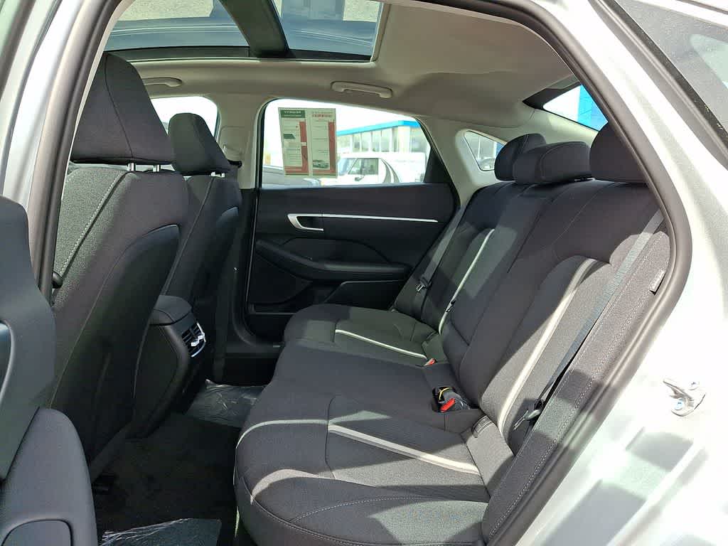 2026 Hyundai SONATA HYBRID SEL