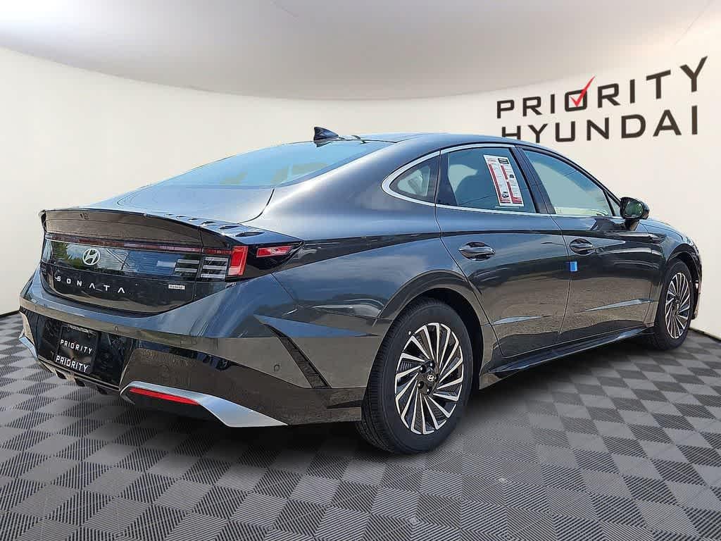 2026 Hyundai SONATA HYBRID Limited