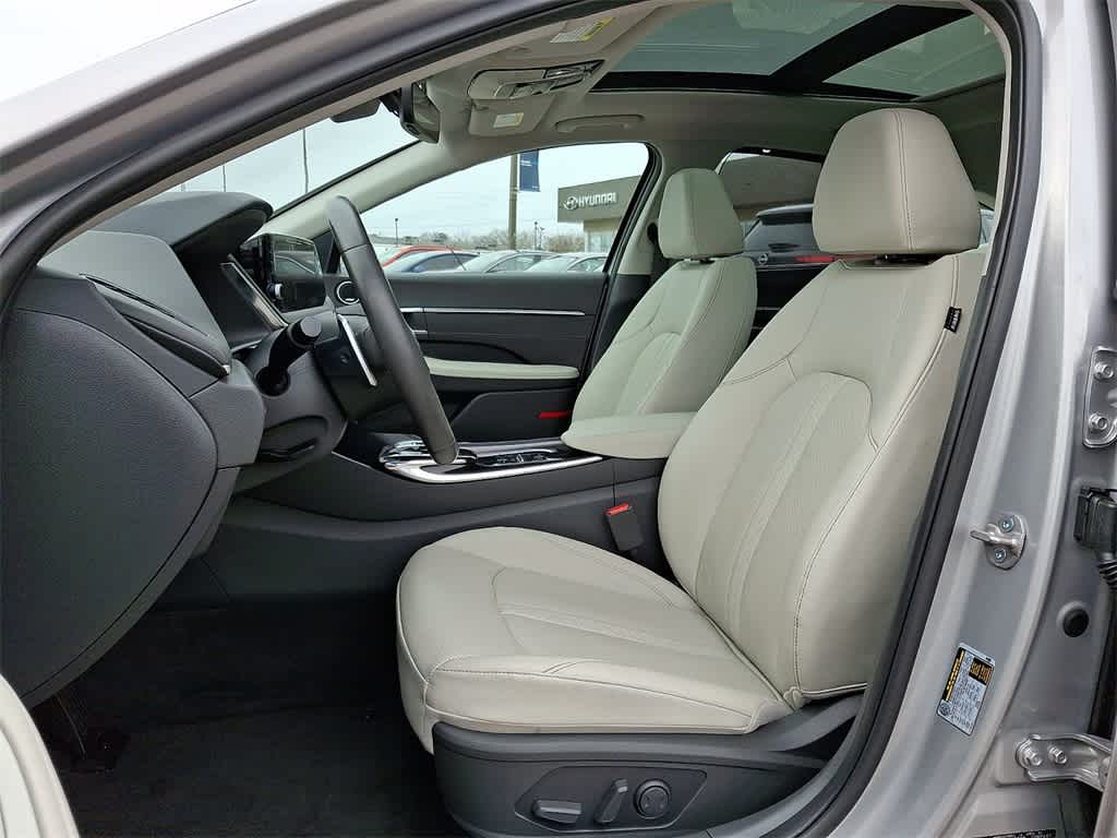 2023 Hyundai SONATA HYBRID Limited