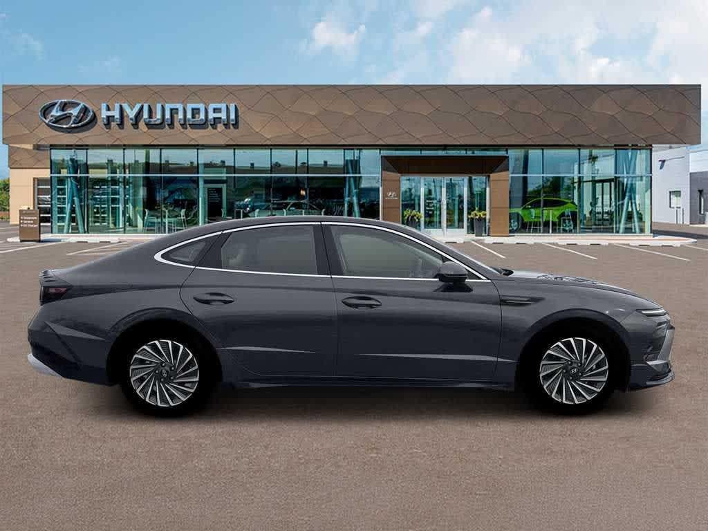 2026 Hyundai SONATA HYBRID Limited