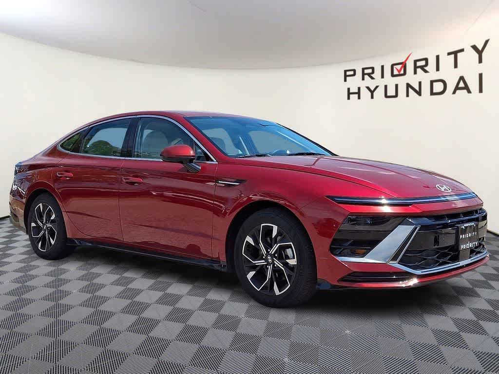 2025 Hyundai SONATA SEL