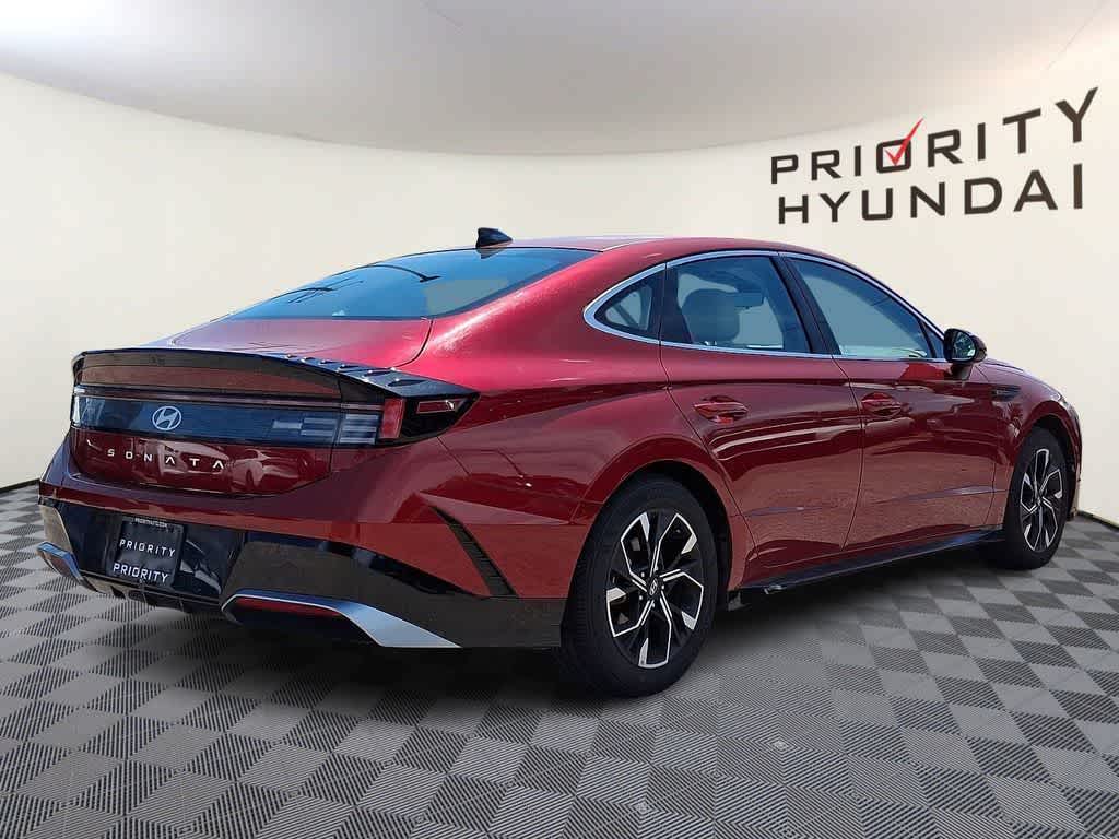 2025 Hyundai SONATA SEL