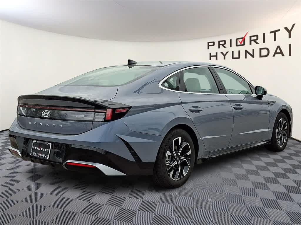 2025 Hyundai SONATA SEL