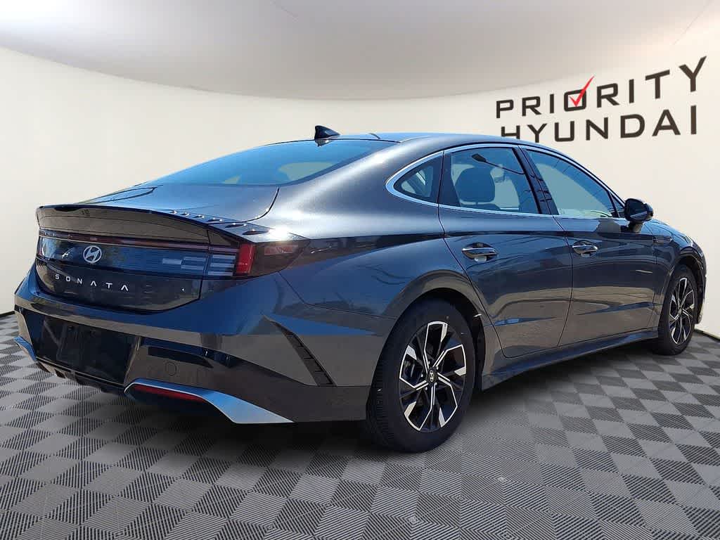 2025 Hyundai SONATA SEL