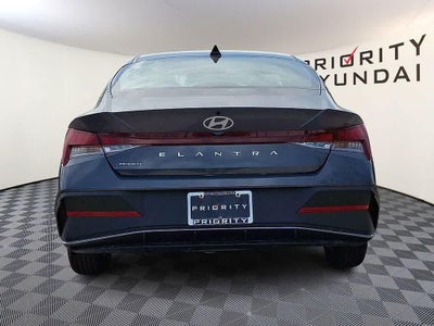 2026 Hyundai ELANTRA SE