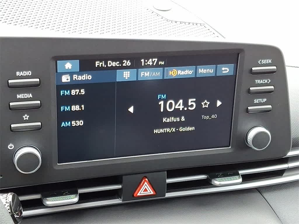 2026 Hyundai ELANTRA SE