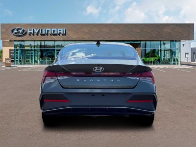 2026 Hyundai ELANTRA SE