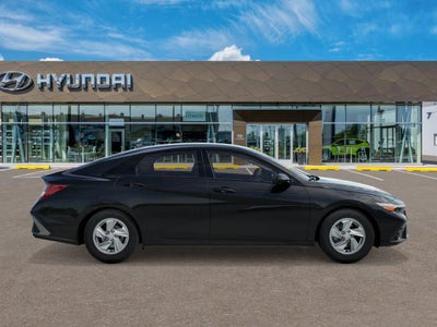 2026 Hyundai ELANTRA SE