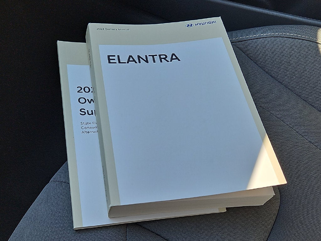 2023 Hyundai ELANTRA SEL