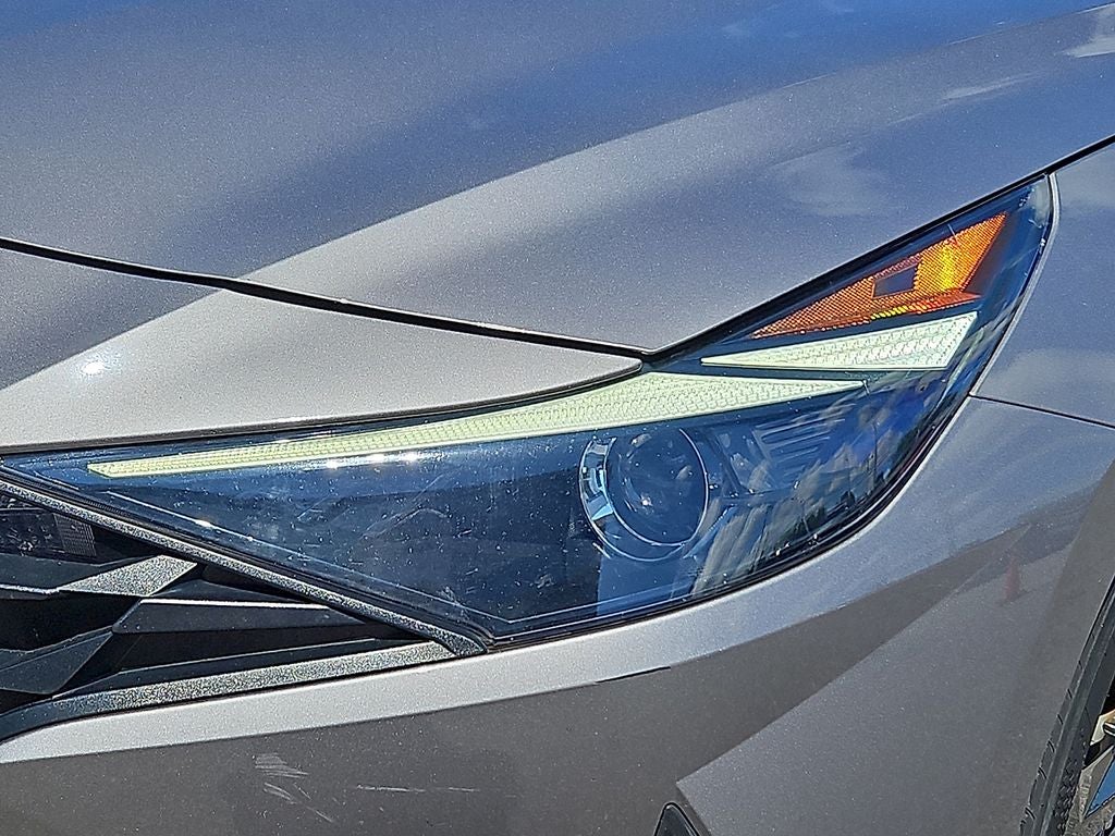 2023 Hyundai ELANTRA HYBRID Blue
