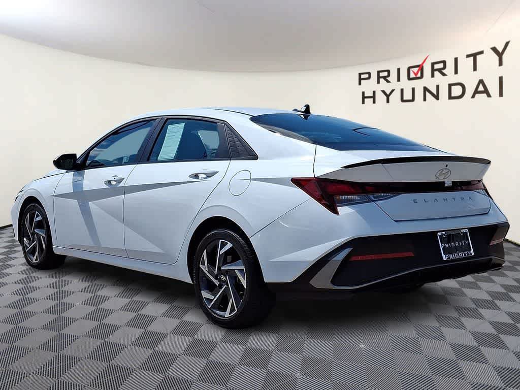 2025 Hyundai ELANTRA SEL Sport