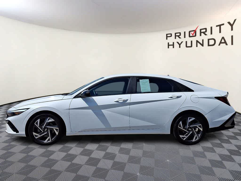 2025 Hyundai ELANTRA SEL Sport