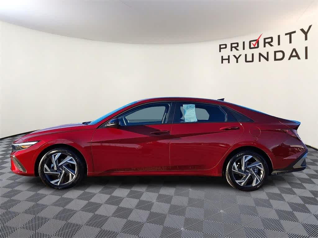 2025 Hyundai ELANTRA SEL Sport