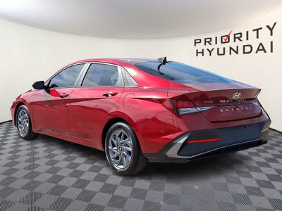 2024 Hyundai ELANTRA SEL