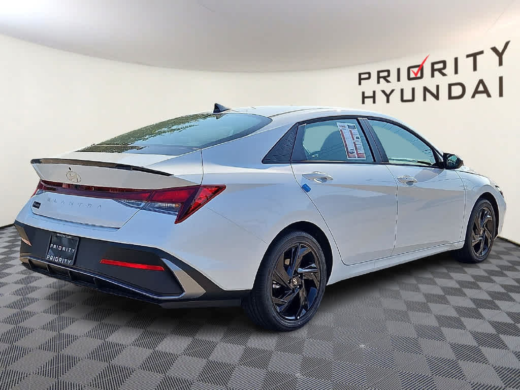 2026 Hyundai ELANTRA SEL Sport Plus
