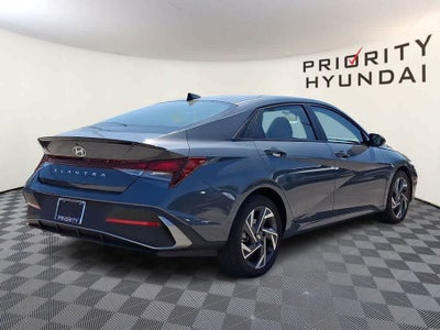 2025 Hyundai ELANTRA SEL Sport