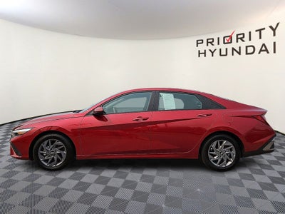 2024 Hyundai ELANTRA SEL