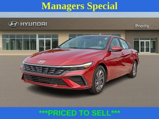 2024 Hyundai ELANTRA SEL