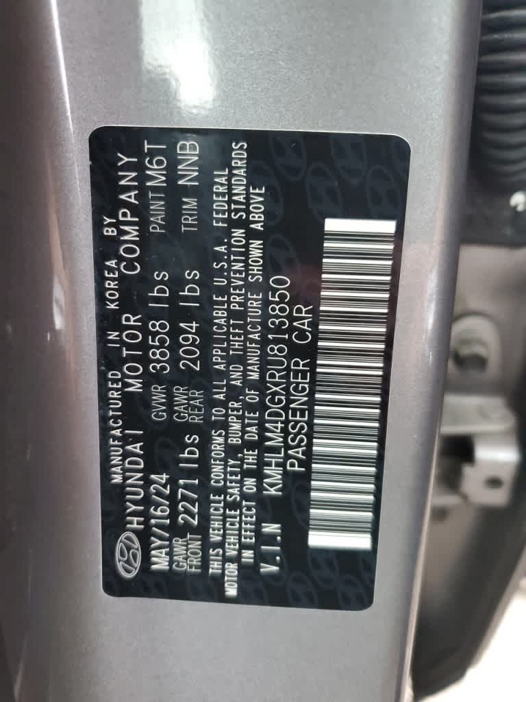 2024 Hyundai ELANTRA SEL