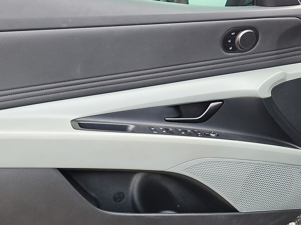 2024 Hyundai ELANTRA HYBRID Limited