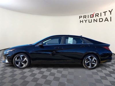 2023 Hyundai ELANTRA Limited