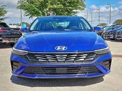 2025 Hyundai ELANTRA Limited